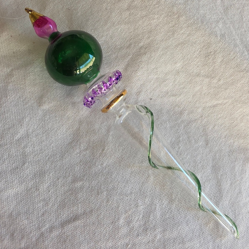 Thomas Pacconi Museum Series Blown Glass Christmas Ornament Green Purple Icicle